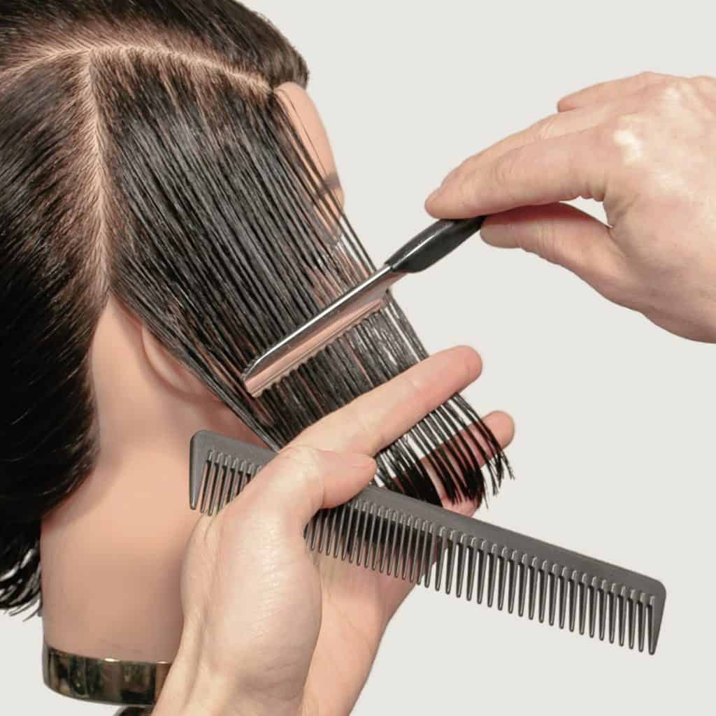 Effilage au rasoir-© Culture Coiffure