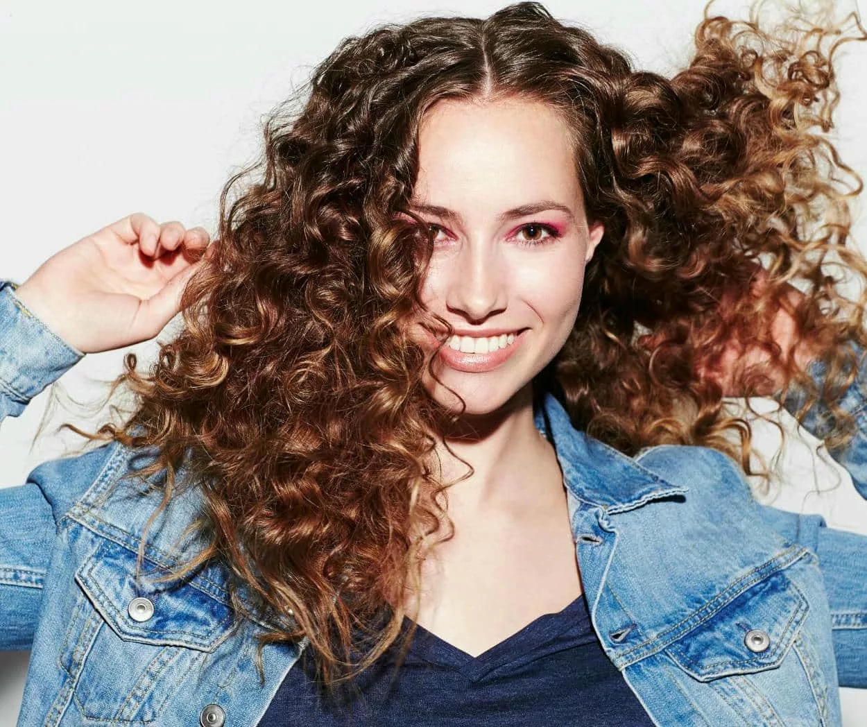 cheveux bouclés hydratation-image principale